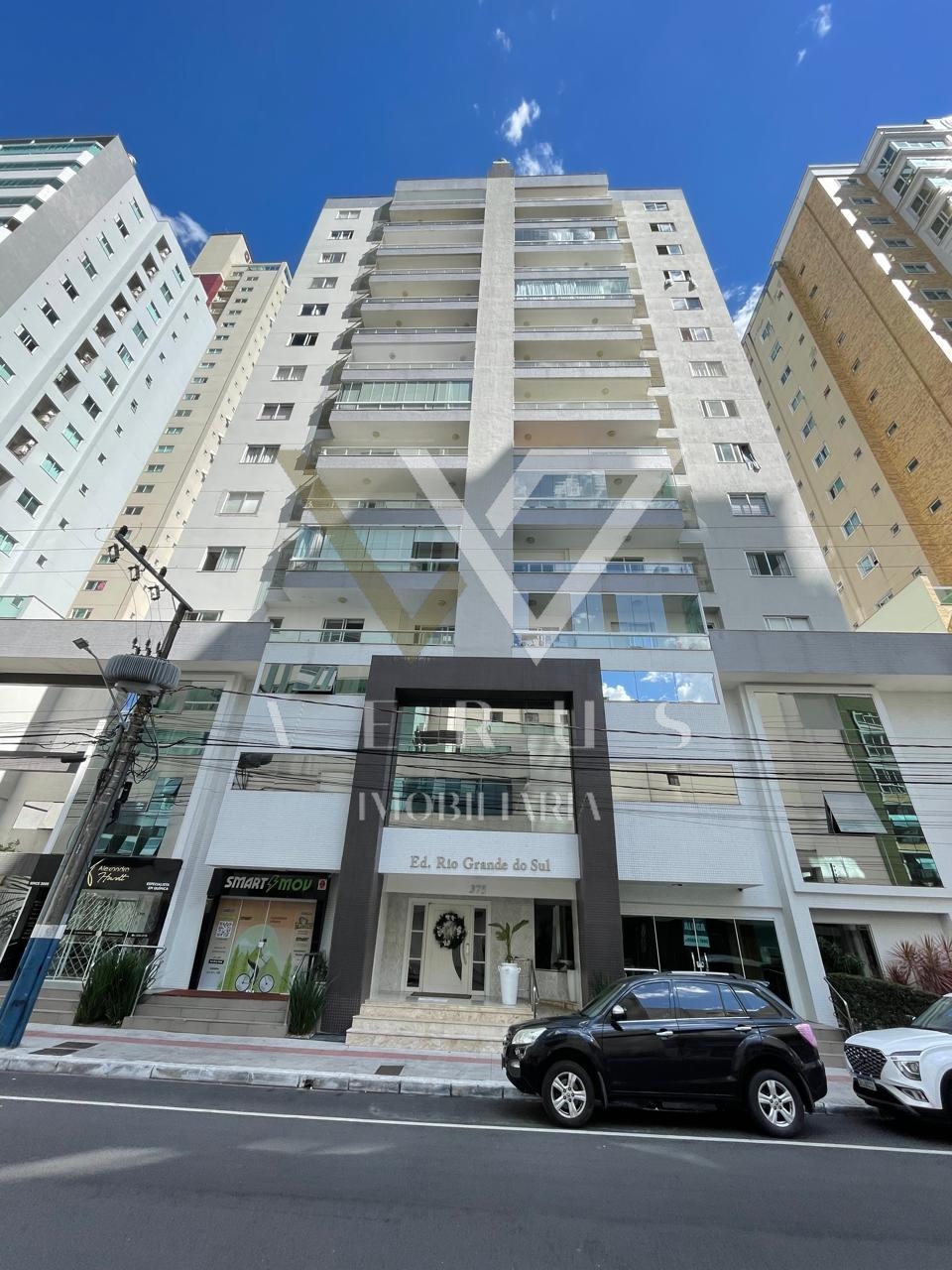 Apartamento 2 quartos para Venda no bairro Centro em Balneário Camboriú