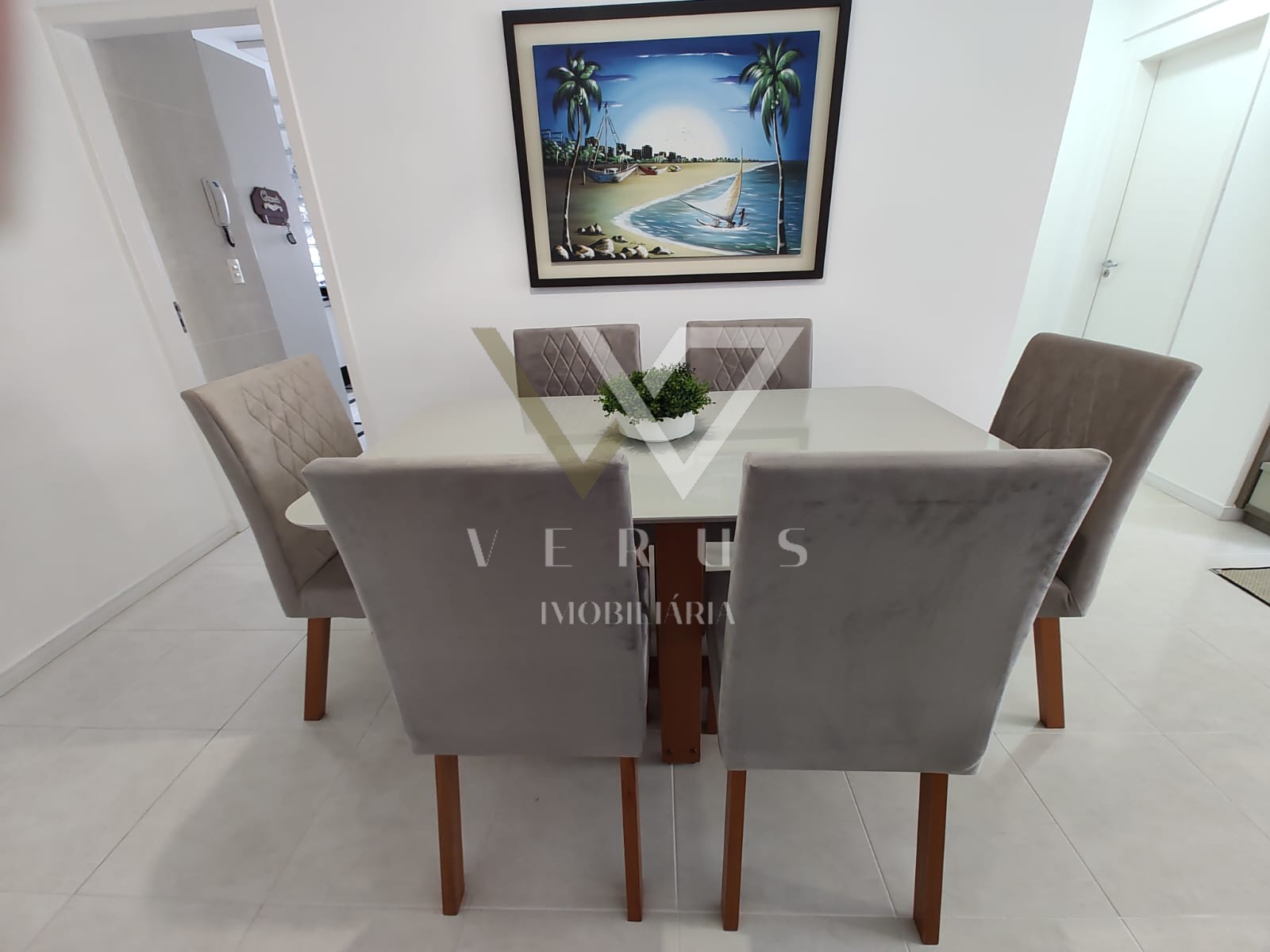 Apartamento 2 quartos para Venda no bairro Centro em Balneário Camboriú